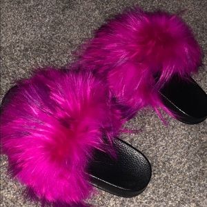 RACOON FOX FUR SLIDES